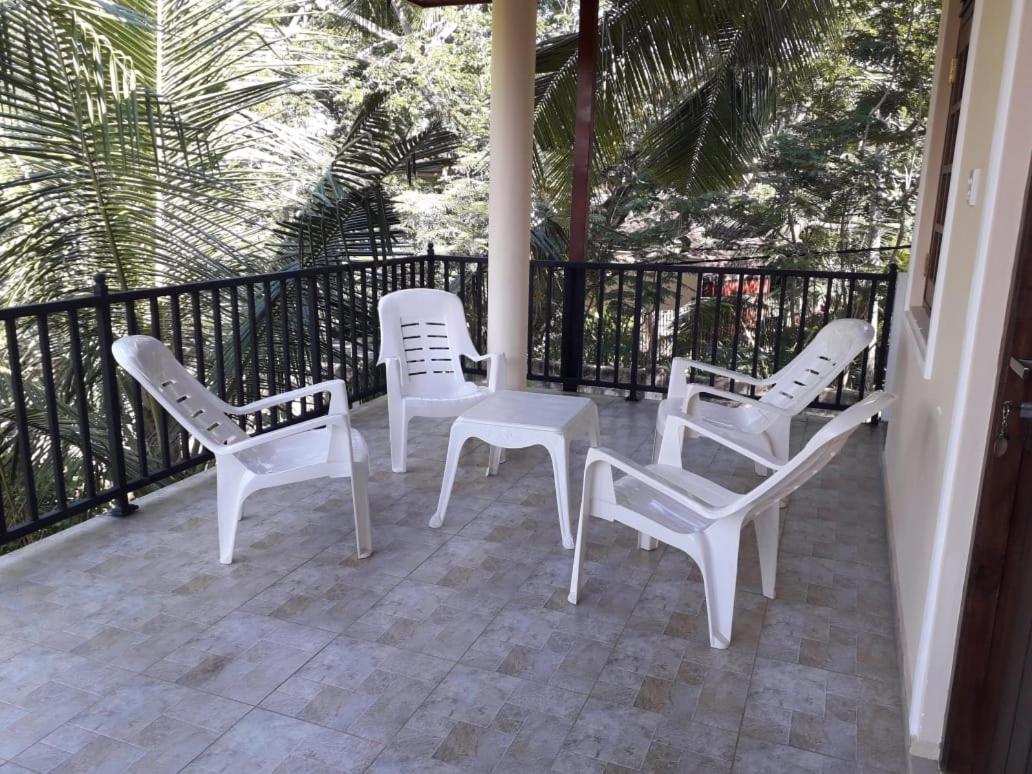 Blue Point Rest Tangalle Exterior foto